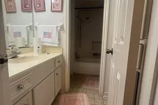 8222 Ridge Forest Dr, Houston, TX 77088 - Photo 11