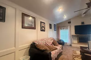 8222 Ridge Forest Dr, Houston, TX 77088 - Photo 9