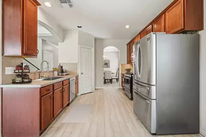 2753 Rio Bella Court, League City, TX 77573 - Photo 9