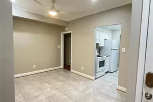 5000 Milwee St, Houston, TX 77092 - Photo 3