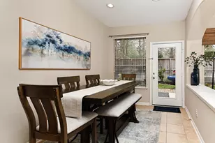 42 Alderon Woods Pl, The Woodlands, TX 77382 - Photo 11