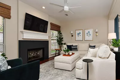 42 Alderon Woods Place, The Woodlands, TX 77382 - Photo 9