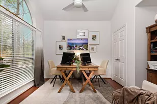 42 Alderon Woods Pl, The Woodlands, TX 77382 - Photo 5