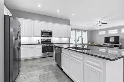 8318 Erasmus Landing Court, Houston, TX 77044 - Photo 5