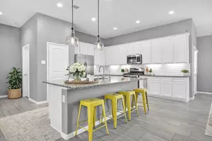 8318 Erasmus Landing Ct, Houston, TX 77044 - Photo 3