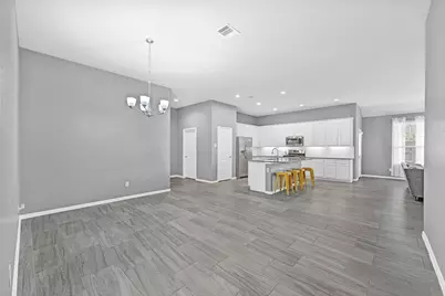 8318 Erasmus Landing Court, Houston, TX 77044 - Photo 7