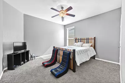 8318 Erasmus Landing Court, Houston, TX 77044 - Photo 19