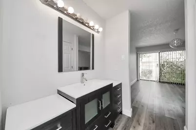 11917 Bob White Drive #14-879, Houston, TX 77035 - Photo 7