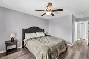 3925 Lowden St, Houston, TX 77051 - Photo 35