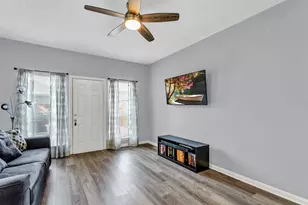 3925 Lowden St, Houston, TX 77051 - Photo 19