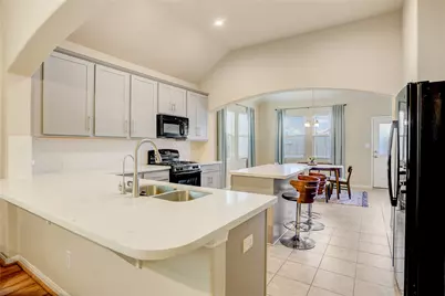14230 Rim Side Trl, Houston, TX 77045 - Photo 7