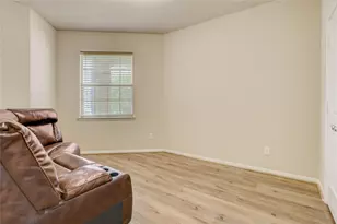 14230 Rim Side Trl, Houston, TX 77045 - Photo 17
