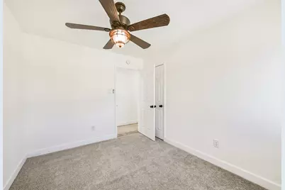 16510 Blackhawk Boulevard, Friendswood, TX 77546 - Photo 25