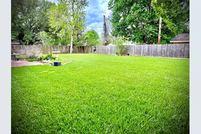 529 Lily Lane, Wharton, TX 77488 - Photo 13
