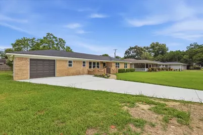 1716 Avenue E, Nederland, TX 77627 - Photo 3
