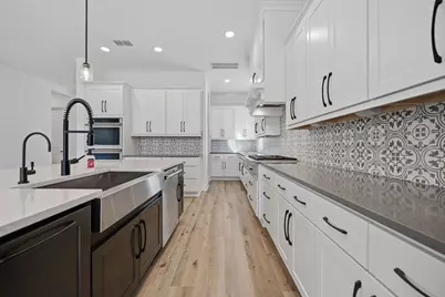 2908 Aspen Point Court, Conroe, TX 77385 - Photo 15