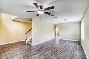 11126 31st Ave N, Texas City, TX 77591 - Photo 3