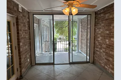 359 N Post Oak Lane #220, Houston, TX 77024 - Photo 19