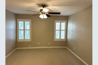 359 N Post Oak Lane #220, Houston, TX 77024 - Photo 11