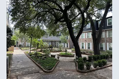 359 N Post Oak Lane #220, Houston, TX 77024 - Photo 1