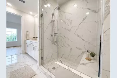 741 Bringhurst Street, Houston, TX 77020 - Photo 9