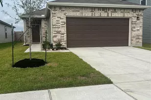 10135 California Lily Ln Ln, Houston, TX 77016 - Photo 1