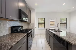 8710 Knox St, Houston, TX 77088 - Photo 5
