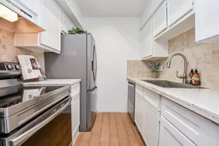 5000 Milwee St, Houston, TX 77092 - Photo 9