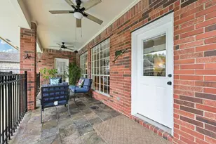 2202 Castle Bay Dr, League City, TX 77573 - Photo 39