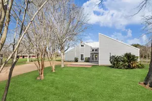 1203 Half Moon Dr, Wharton, TX 77488 - Photo 1