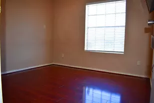 2750 Holly Hall St, Houston, TX 77054 - Photo 7