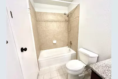 2750 Holly Hall Street #1014, Houston, TX 77054 - Photo 7