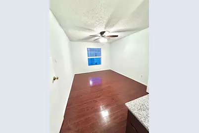 2750 Holly Hall Street #1014, Houston, TX 77054 - Photo 11