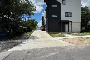 715 Ogden St, San Antonio, TX 78212 - Photo 3