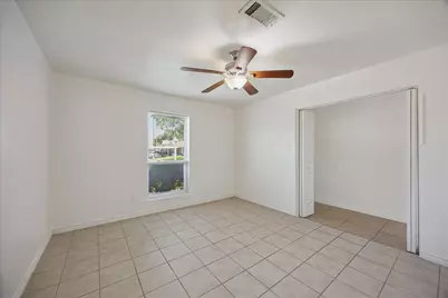 1217 E Brown Lane, Deer Park, TX 77536 - Photo 5