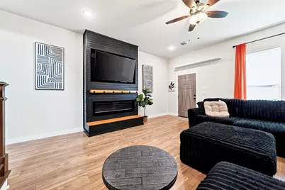 602 Main St, Greenville, TX 75401 - Photo 13
