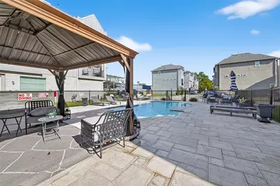 1303 Upland Retreat Blue Place, Houston, TX 77043 - Photo 3