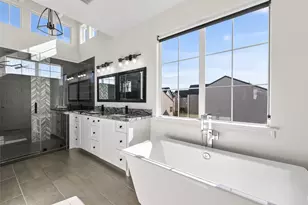 1303 Upland Retreat Blue Pl, Houston, TX 77043 - Photo 23