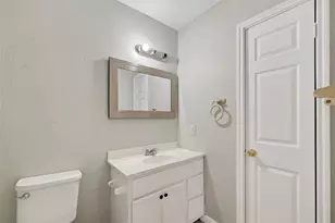 4326 Howcher St, Houston, TX 77047 - Photo 17