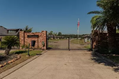 6385 Highpoint Avenue, Beaumont, TX 77708 - Photo 19