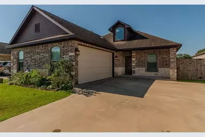 6385 Highpoint Avenue, Beaumont, TX 77708 - Photo 1