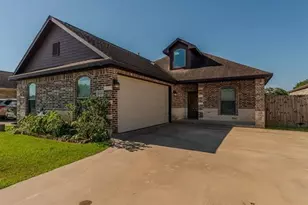 6385 Highpoint Ave, Beaumont, TX 77708 - Photo 1