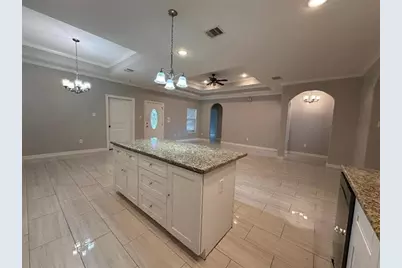 6385 Highpoint Avenue, Beaumont, TX 77708 - Photo 5