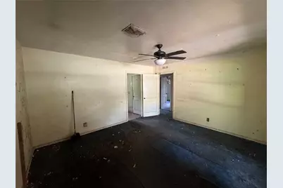 5811 Westover Street, Houston, TX 77033 - Photo 3