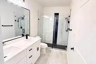 114 County Rd 3543, Cleveland, TX 77327 - Photo 9