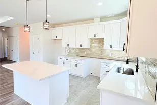 114 County Rd 3543, Cleveland, TX 77327 - Photo 5