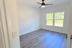 114 County Rd 3543, Cleveland, TX 77327 - Photo 15