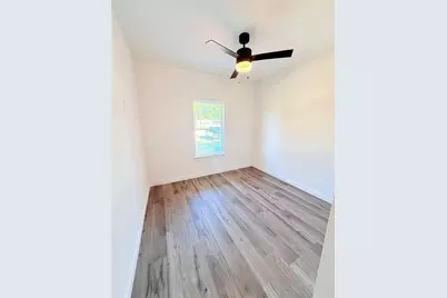 114 County Road 3543, Cleveland, TX 77327 - Photo 13