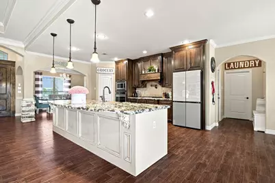 8999 Water Point Drive, Beach City, TX 77523 - Photo 13