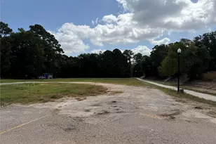 1202 N Frazier St, Conroe, TX 77301 - Photo 7